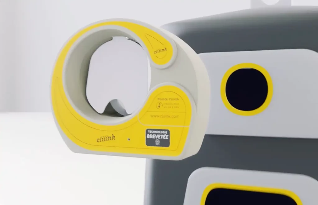 Portfolio d'Imagisto présentant un montage vidéo fait avec After Effects du dispositif Cliiink® du tri du plastique et canettes en métal.